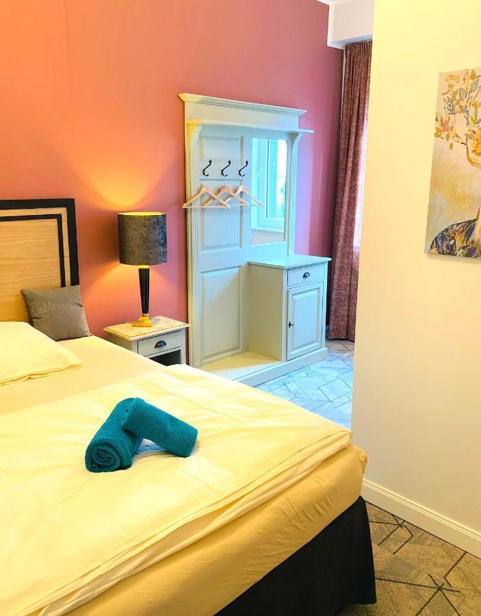 Besotel Mettmann-Schicke Fewo Oder Apartments Naehe Golfplatz Gruiten Und Neandertal Mit Glasfaser Wlan Und Parkplatz-Viele Schlafzimmer Mit Bad En Suite Экстерьер фото