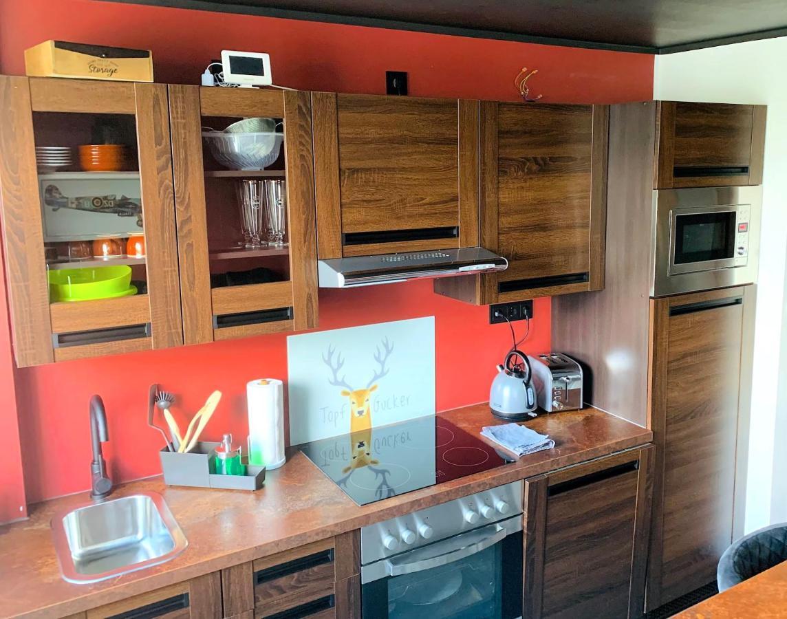 Besotel Mettmann-Schicke Fewo Oder Apartments Naehe Golfplatz Gruiten Und Neandertal Mit Glasfaser Wlan Und Parkplatz-Viele Schlafzimmer Mit Bad En Suite Экстерьер фото