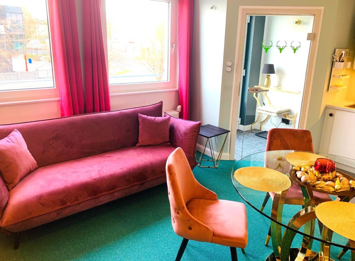 Besotel Mettmann-Schicke Fewo Oder Apartments Naehe Golfplatz Gruiten Und Neandertal Mit Glasfaser Wlan Und Parkplatz-Viele Schlafzimmer Mit Bad En Suite Экстерьер фото