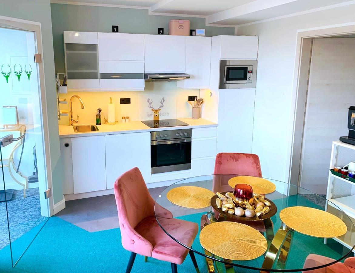 Besotel Mettmann-Schicke Fewo Oder Apartments Naehe Golfplatz Gruiten Und Neandertal Mit Glasfaser Wlan Und Parkplatz-Viele Schlafzimmer Mit Bad En Suite Экстерьер фото