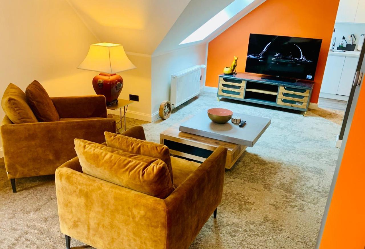 Besotel Mettmann-Schicke Fewo Oder Apartments Naehe Golfplatz Gruiten Und Neandertal Mit Glasfaser Wlan Und Parkplatz-Viele Schlafzimmer Mit Bad En Suite Экстерьер фото