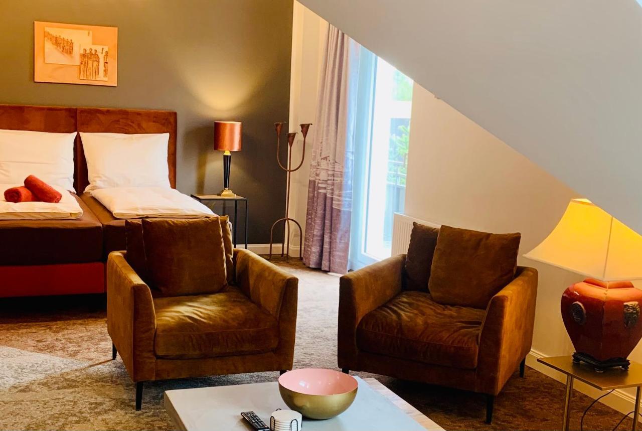 Besotel Mettmann-Schicke Fewo Oder Apartments Naehe Golfplatz Gruiten Und Neandertal Mit Glasfaser Wlan Und Parkplatz-Viele Schlafzimmer Mit Bad En Suite Экстерьер фото