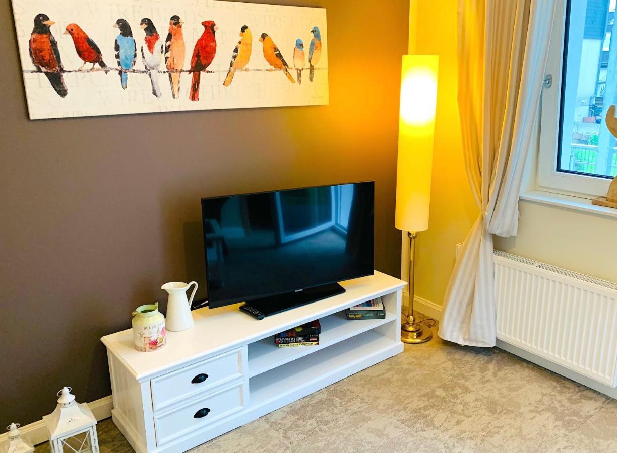 Besotel Mettmann-Schicke Fewo Oder Apartments Naehe Golfplatz Gruiten Und Neandertal Mit Glasfaser Wlan Und Parkplatz-Viele Schlafzimmer Mit Bad En Suite Экстерьер фото