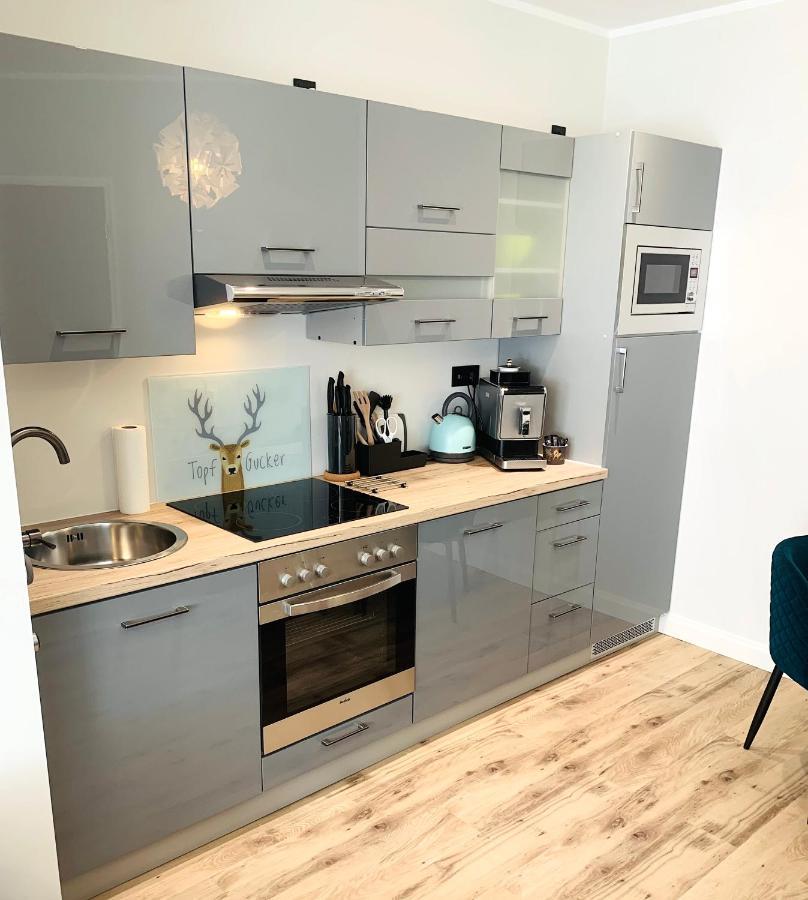 Besotel Mettmann-Schicke Fewo Oder Apartments Naehe Golfplatz Gruiten Und Neandertal Mit Glasfaser Wlan Und Parkplatz-Viele Schlafzimmer Mit Bad En Suite Экстерьер фото