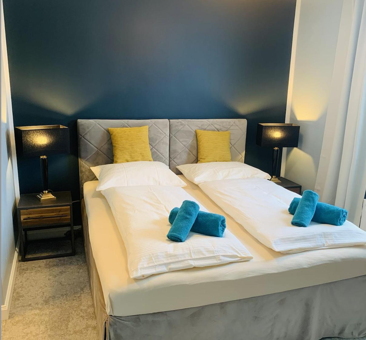 Besotel Mettmann-Schicke Fewo Oder Apartments Naehe Golfplatz Gruiten Und Neandertal Mit Glasfaser Wlan Und Parkplatz-Viele Schlafzimmer Mit Bad En Suite Экстерьер фото